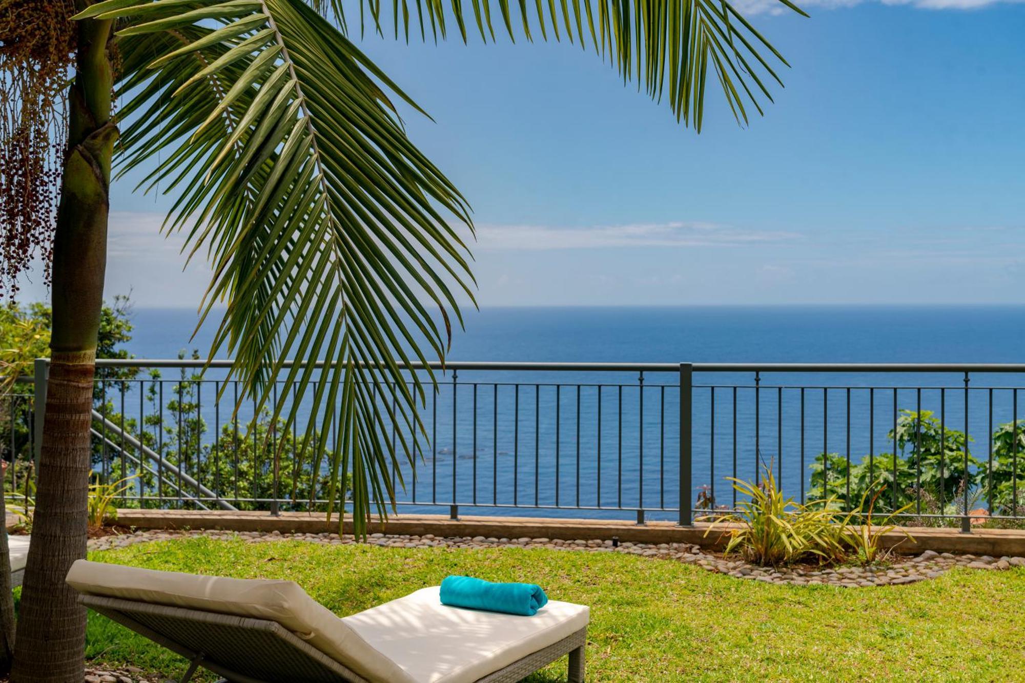 Ourmadeira - Casa Amaro Sol, Tranquil Villa Calheta  Bagian luar foto